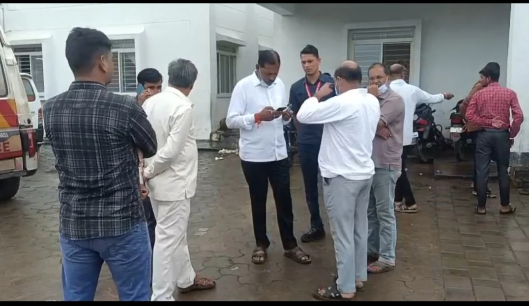 जहरीली शराब पीने से 10 लोगों की मौत, मध्यप्रदेश में मचा हंगामा 