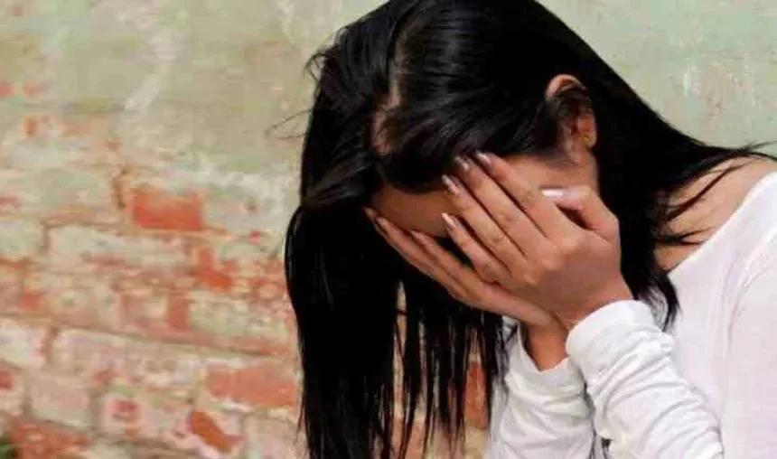 दसवीं की छात्रा को तीन दिन बंधक बनाकर नौ लोगों ने किया सामूहिक बलात्कार